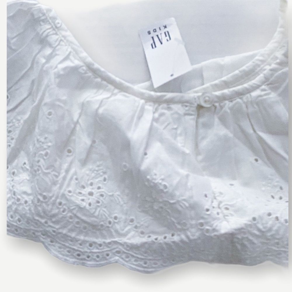 GAP Kids | Ivory | EYELET RUFFLE TOP - Picture 6 of 9